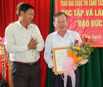 Người chắp cánh “ngũ cung”