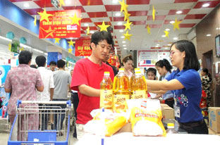 Mua hàng tiết kiệm với nhãn hàng riêng