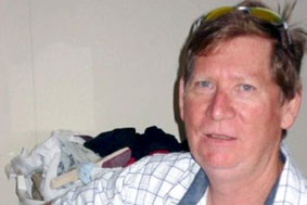 Sống sót 6 ngày trên sa mạc nhờ ăn kiến