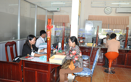 Xây dựng đội ngũ cán bộ xã, phường, thị trấn đáp ứng yêu cầu hội nhập và phát triển