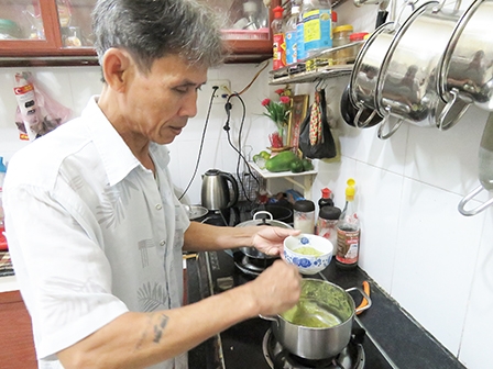 Giúp trẻ khỏi táo bón