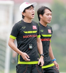 “Tiến thoái lưỡng nan”