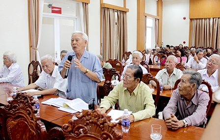 Họp mặt cán bộ công tác binh vận thời kỳ chống Mỹ