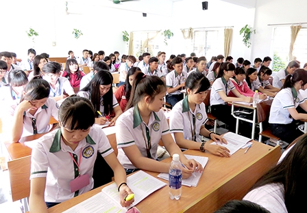Sôi nổi khí thế thi đua dạy tốt, học tốt