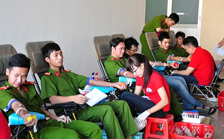 Cảnh sát PCCC TP Cần Thơ:
Hiến hơn 150 đơn vị máu