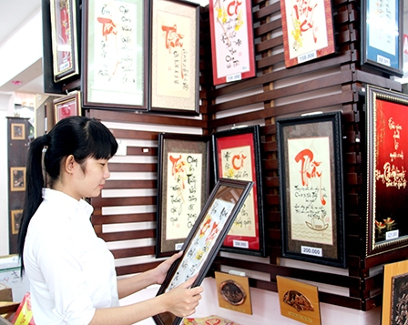 Đa dạng quà tặng cho ngày 20-11