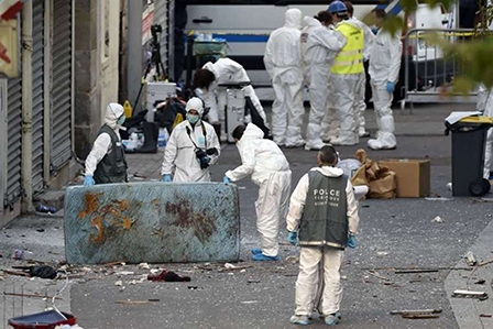 Pháp dốc sức truy lùng kẻ chủ mưu loạt vụ khủng bố ở Paris