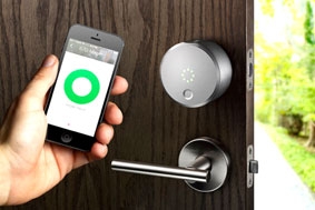 Những thiết bị an ninh thông minh 
có thể quản lý từ xa