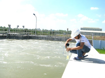 CẦN ĐẦU TƯ CÔNG NGHỆ CHUYÊN SÂU