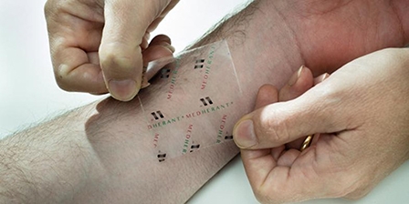 Miếng dán ibuprofen 

đầu tiên trên thế giới