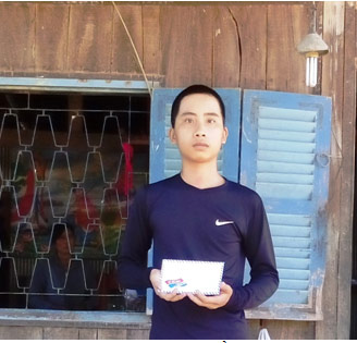 TRAO TIỀN TỪ THIỆN