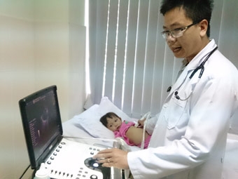 Khám, sàng lọc bệnh tim cho 2.200 lượt bệnh nhân vùng sâu, vùng xa ĐBSCL