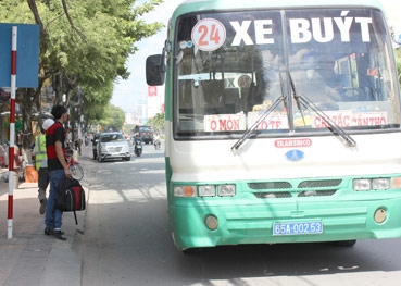 Xe buýt nhanh - Phù hợp với đô thị Cần Thơ