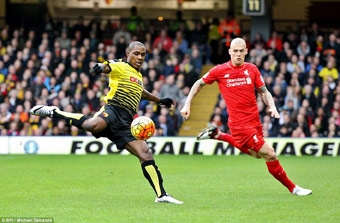 Odion Ighalo giúp Watford bay cao