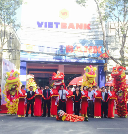 VIETBANK KHAI TRƯƠNG TRỤ SỞ MỚI CHI NHÁNH CẦN THƠ