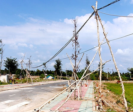 Khu tái định cư không có điện an toàn và nước sạch sử dụng