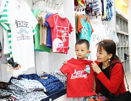 Diện đẹp cho bé chơi xuân