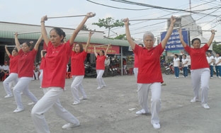 Người cao tuổi chớ chủ quan với chứng chóng mặt