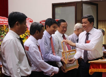 Đẩy mạnh khuyến học, khuyến tài