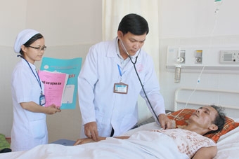 Khó khăn trong điều trị “ho máu sét đánh” 
trong di chứng lao phổi
