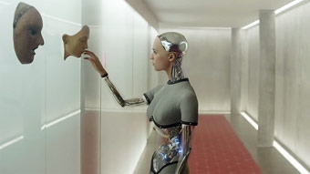 “Ex Machina”  khi trí tuệ nhân tạo vượt tầm
 kiểm soát của con người