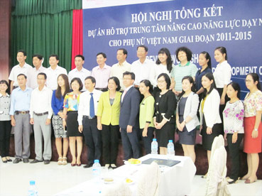 Dạy nghề, tạo việc làm, nâng cao vị thế phụ nữ
