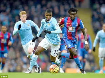 Kelechi Iheanacho “hóa sao” ở Manchester City