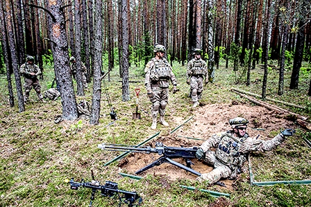 Mỹ tăng cường hiện diện quân sự tại châu Âu để chống Nga