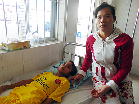 Mong có tiền ráp hộp sọ cho con