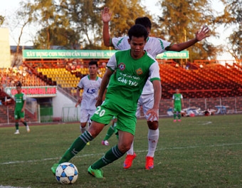 CUỘC ĐUA CĂNG THẲNG