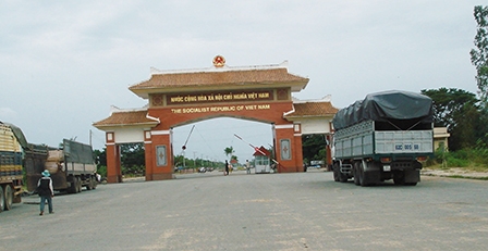 CÁC KHU KINH TẾ CỬA KHẨU TÂY NAM
TRONG “CUỘC CHIẾN” THỊ TRƯỜNG NỘI ĐỊA