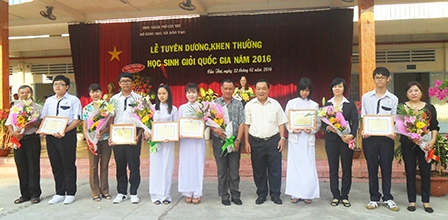 Nâng chất lượng và hiệu quả giáo dục