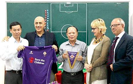 HƯỚNG MỞ CHO BÓNG ĐÁ CẦN THƠ