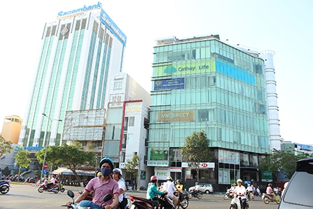 Cao ốc văn phòng cho thuê hút khách