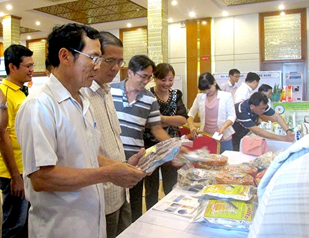 Trưng bày, giới thiệu thành tựu khoa học và công nghệ vùng Đồng bằng sông Cửu Long, giai đoạn 2005-2015