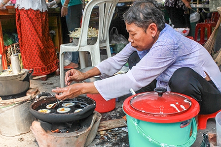 Giao thoa văn hóa 
trong bánh dân gian