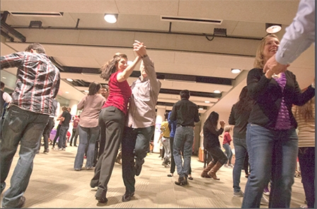 Vũ điệu La-tinh giúp ích 

cho sức khỏe người lớn tuổi