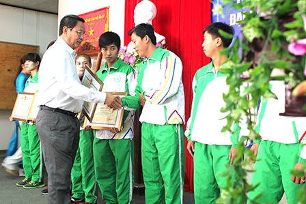 Nhìn từ chính sách thu hút tài năng