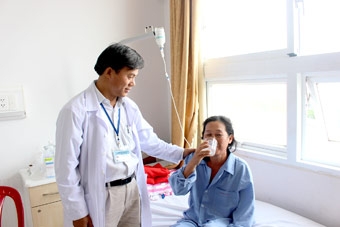 Điều trị khỏi ca bệnh 4 năm 
mắc chứng nuốt nghẹn, 
ăn uống khó khăn