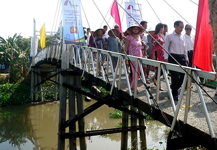 Chương trình “Nhịp cầu ước mơ” khánh thành cầu thứ 4