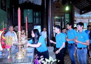 Kết nối cội nguồn, dòng tộc