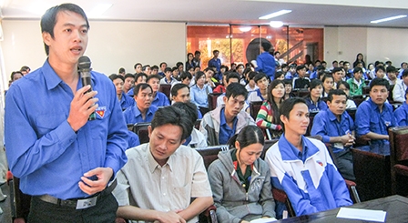 QUAN TÂM ĐÀO TẠO, 
PHÁT HUY VAI TRÒ NGUỒN NHÂN LỰC TRẺ