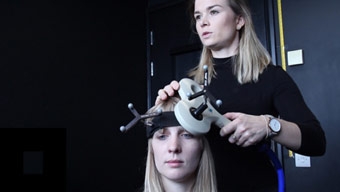 Kích thích não giúp điều trị chứng biếng ăn