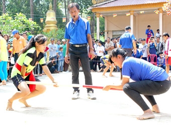 Tưng bừng Giải thể thao Tết Chôl Chnăm Thmây 
đồng bào dân tộc Khmer TP Cần Thơ năm 2016