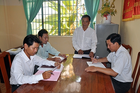 Tăng cường kiểm tra, giám sát 
để ngăn ngừa và xử lý vi phạm trong Đảng