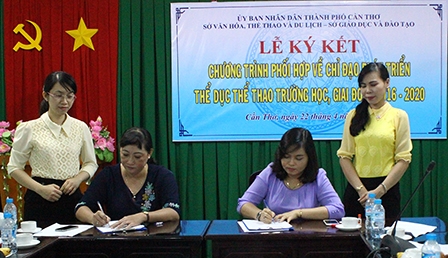 Ký kết chương trình “Phối hợp về chỉ đạo phát triển thể dục, thể thao Trường học giai đoạn 2016-2020”