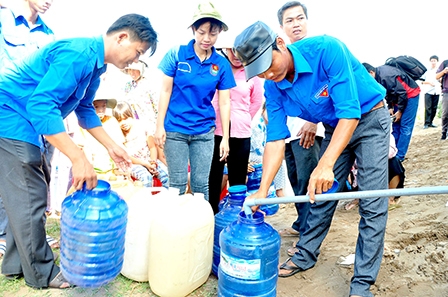 Tân Hiệp Phát đồng hành cùng Chương trình 
“Nước ngọt nghĩa tình”