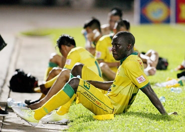 Đồng Tháp lún sâu dưới đáy bảng xếp hạng