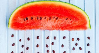 Lợi ích bất ngờ từ các loại hạt trong trái cây