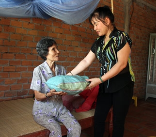 Nhiều mô hình, phần việc làm theo gương Bác